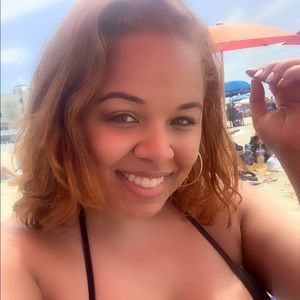 Meet your Posher, Renee